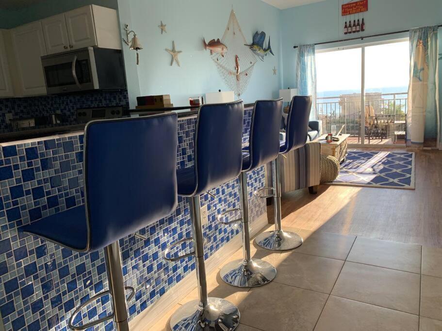 Gulf Coast Gold Private Condo - 2Bed, 2Bath, Sleep 6, Across Street From Beach, Balcony Views Of Sunsets, Beach & Gulf, Pool, Gym St. Pete Beach Exterior foto